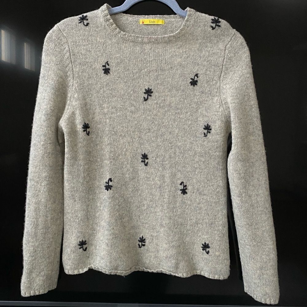 Lluis Gray Embroiled 100% Lambswool Sweater, Size XS-S